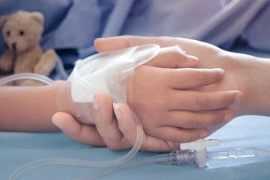 Bé trai 15 tháng tử vong sau khi uống oresol pha sai tỷ lệ: Những kiến thức quan trọng bố mẹ cần nhớ