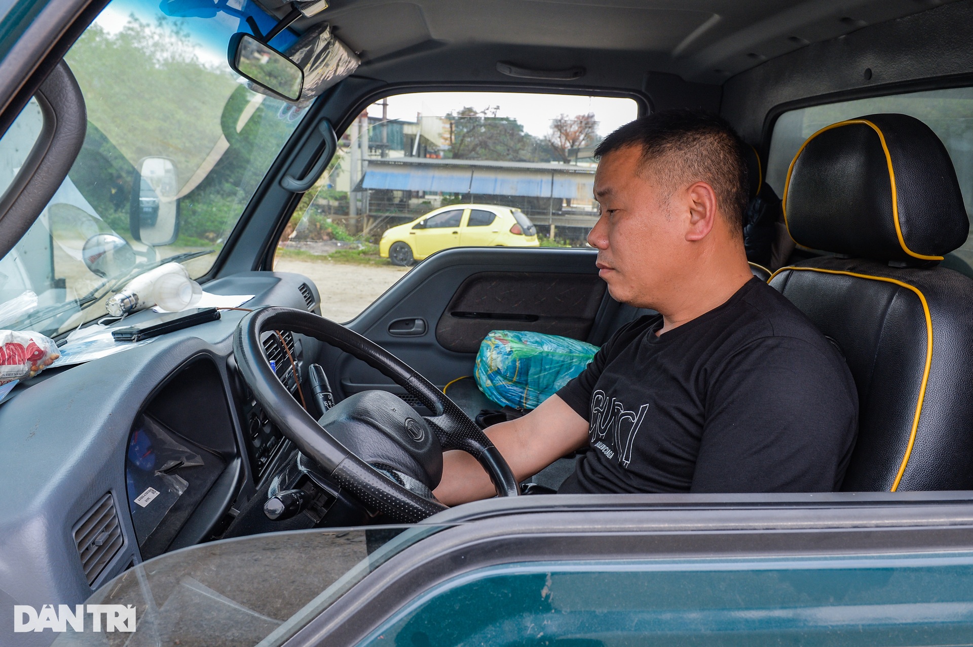 Phó Giám đốc trung tâm đăng kiểm ở Hà Nội: Đi làm mà chân nặng như chì!-5