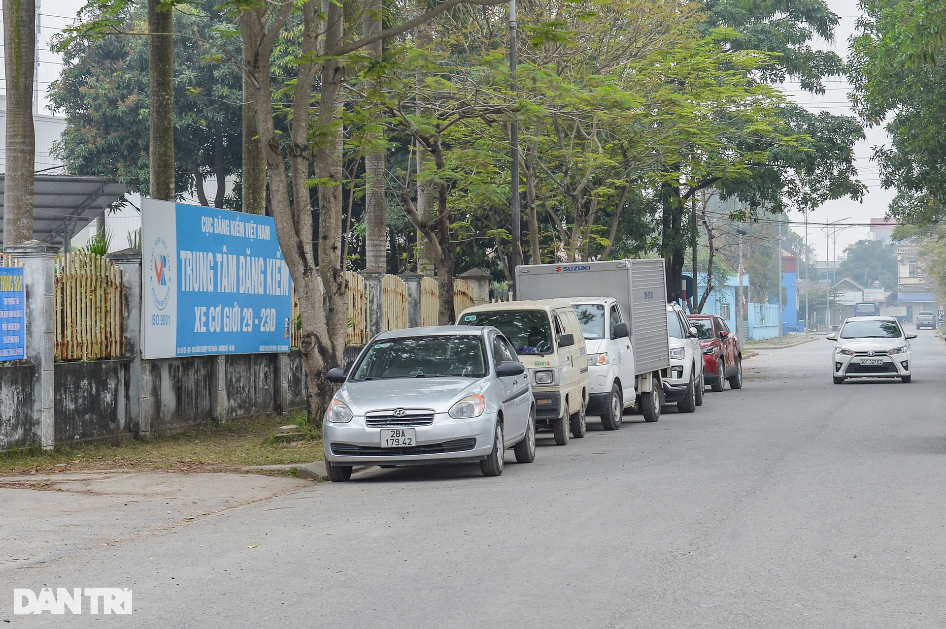Phó Giám đốc trung tâm đăng kiểm ở Hà Nội: Đi làm mà chân nặng như chì!-11