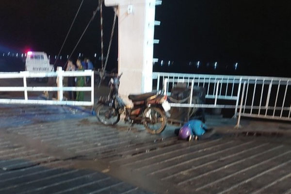 Bắt giữ gã đàn ông làm chuyện thất đức đối với người bán vé số-3