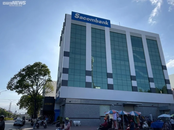 Giám đốc Sacombank Khánh Hòa bị cách chức vì để tiền của khách hàng bốc hơi’-1