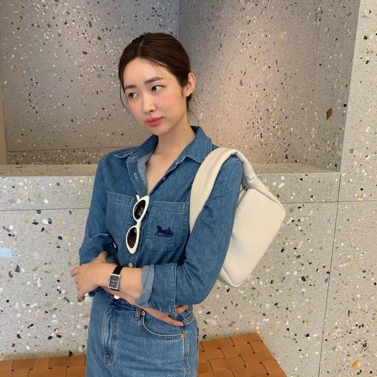 Kiểu áo sơ mi tôn da cứ mặc lên là trẻ thêm vài tuổi-4