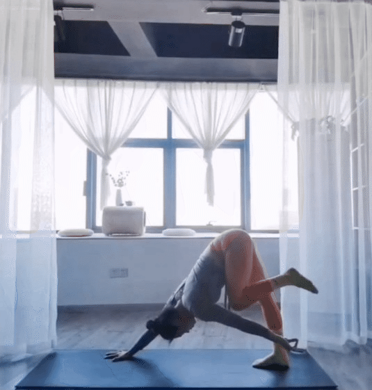 7 tư thế Yoga cải thiện bụng mỡ, bắp đùi to và mỡ lưng mỗi ngày-8