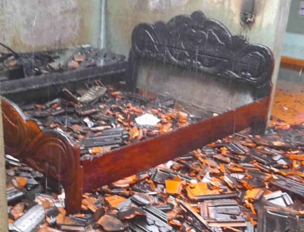 Cháy nhà do đốt than xông cho con dâu và cháu mới sinh-2