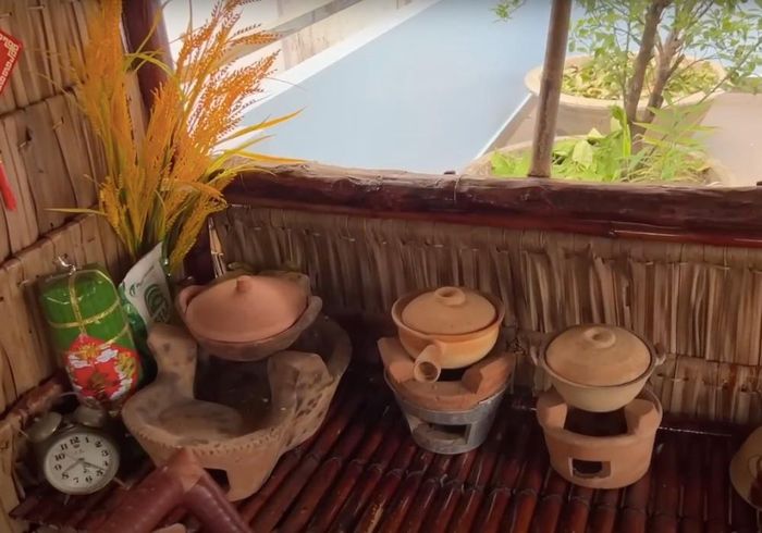 Sau sóng gió, nghệ sĩ Hồng Tơ sống thảnh thơi bên vợ trẻ kém 23 tuổi-8