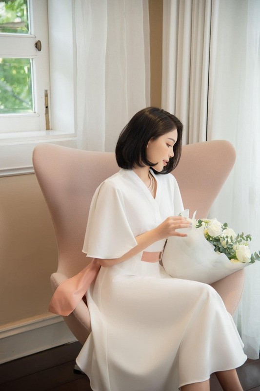 Linh Rin khoe váy cưới, đeo nhẫn kim cương trước ngày trọng đại-10