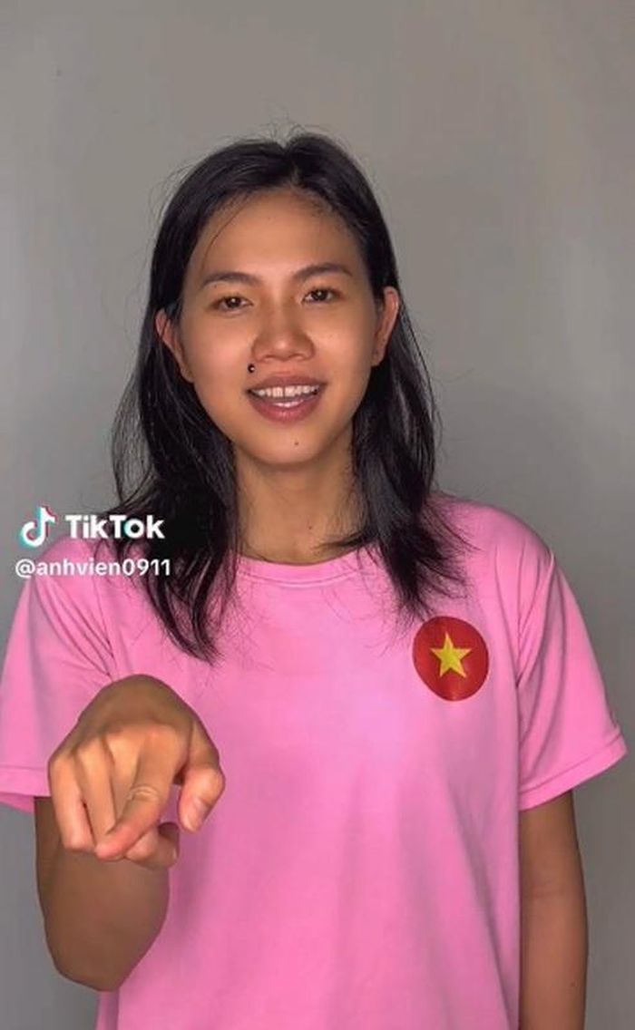 Ngày dạy bơi đêm bắt trend TikTok, Ánh Viên gây ngỡ ngàng nhan sắc-3