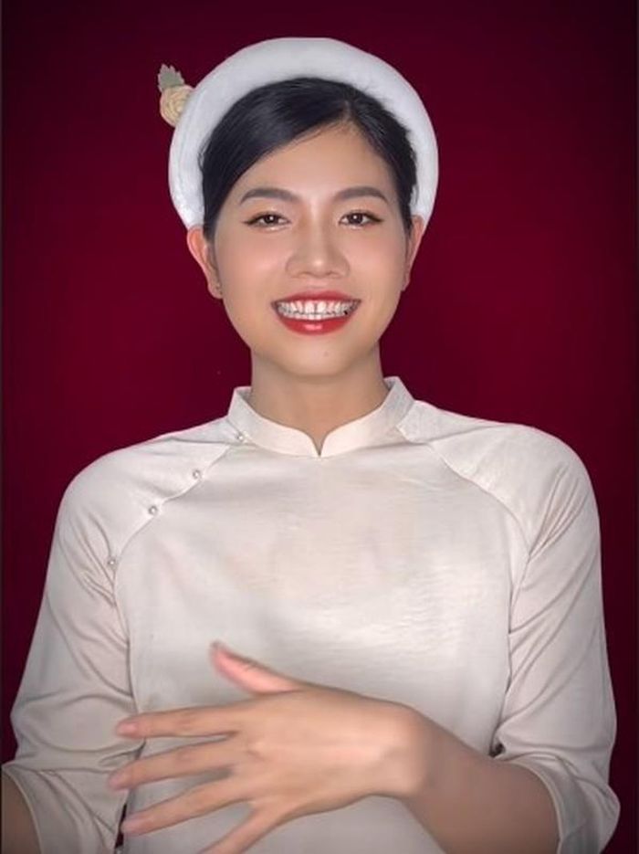 Ngày dạy bơi đêm bắt trend TikTok, Ánh Viên gây ngỡ ngàng nhan sắc-6