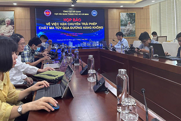 Ai mang theo nhiều ma túy nhất trong số 4 tiếp viên Vietnam Airlines?-3