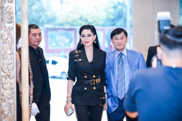 Những bà mẹ quyền lực của các đại thiếu gia Việt: Nữ tướng trên thương trường, cuộc đời đa màu sắc-9