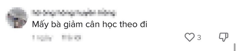 Nhã Phương gây tranh cãi vì cách ăn lạ lùng trên livestream-2