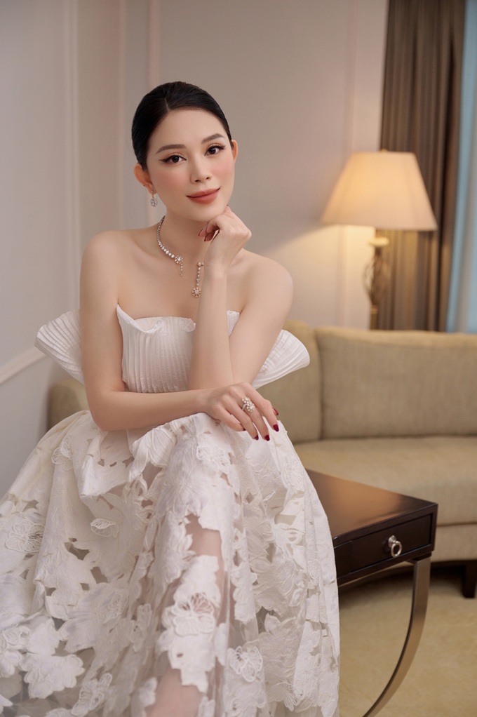 Linh Rin: Phillip Nguyễn ghi điểm không vì những cuộc hẹn xa hoa-6