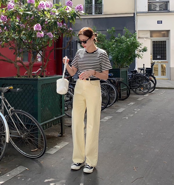 Vì sao nên sắm quần màu be cho tủ đồ mùa hè?-1