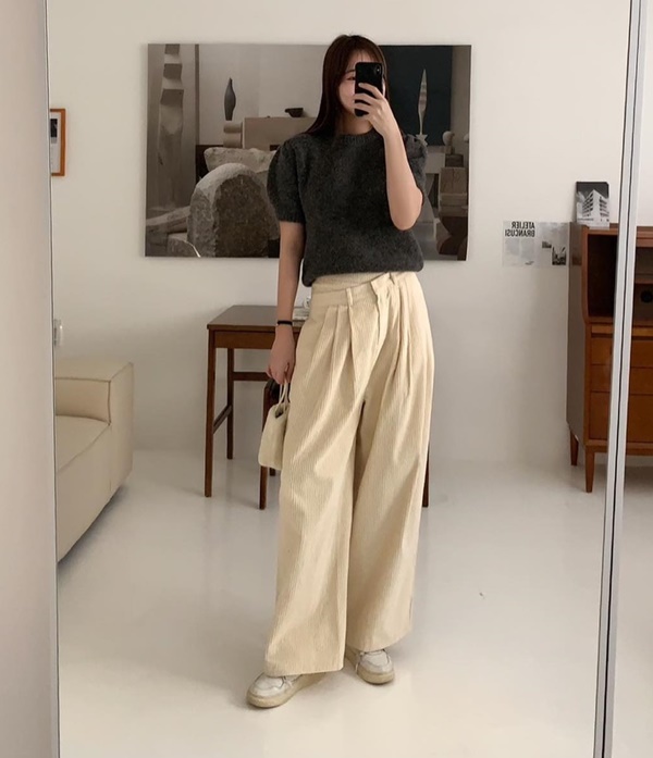 Vì sao nên sắm quần màu be cho tủ đồ mùa hè?-8