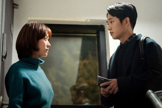 Đêm tân hôn vợ nhờ một việc, tôi mới biết bí mật cô ấy giấu mình trước khi cưới