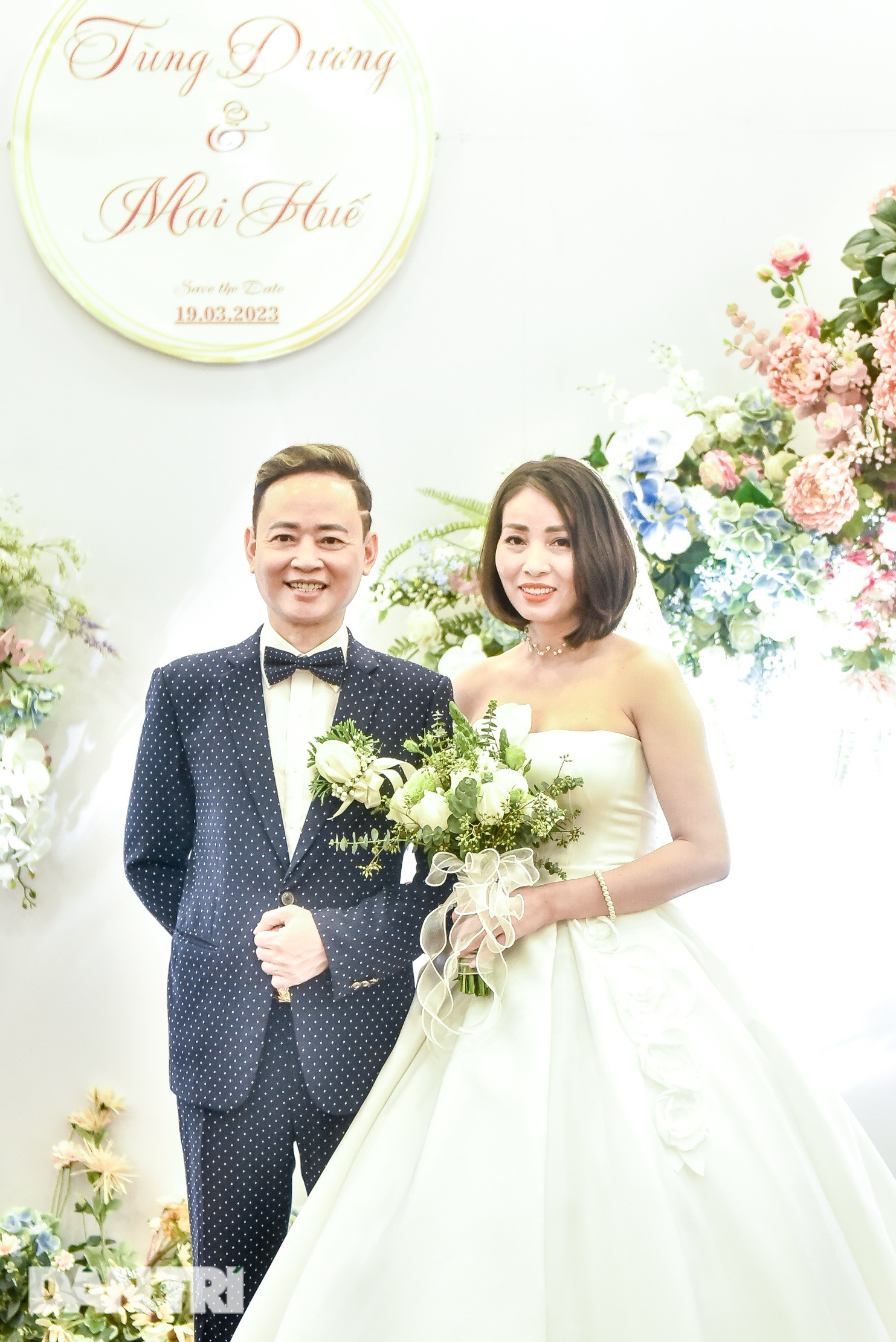 Tùng Dương Người phán xử run khi cưới lần 4-2