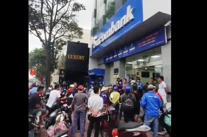 Khách hàng mất 46,9 tỉ đồng ở Sacombank đề nghị rút 25 tỉ đồng-3