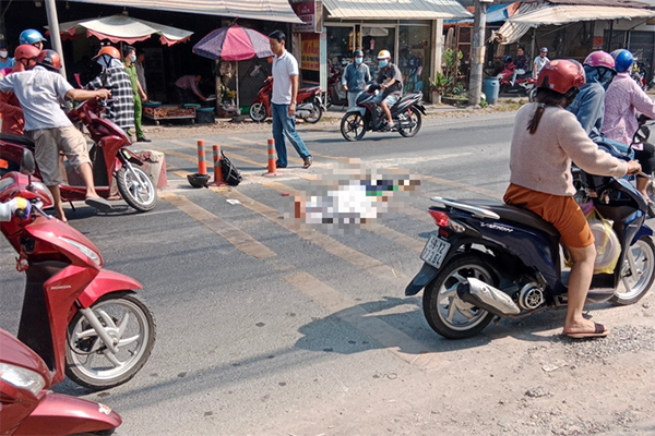 Điện Biên xuất hiện mưa đá kèm dông lốc, có nơi đá phủ trắng mặt đất-3