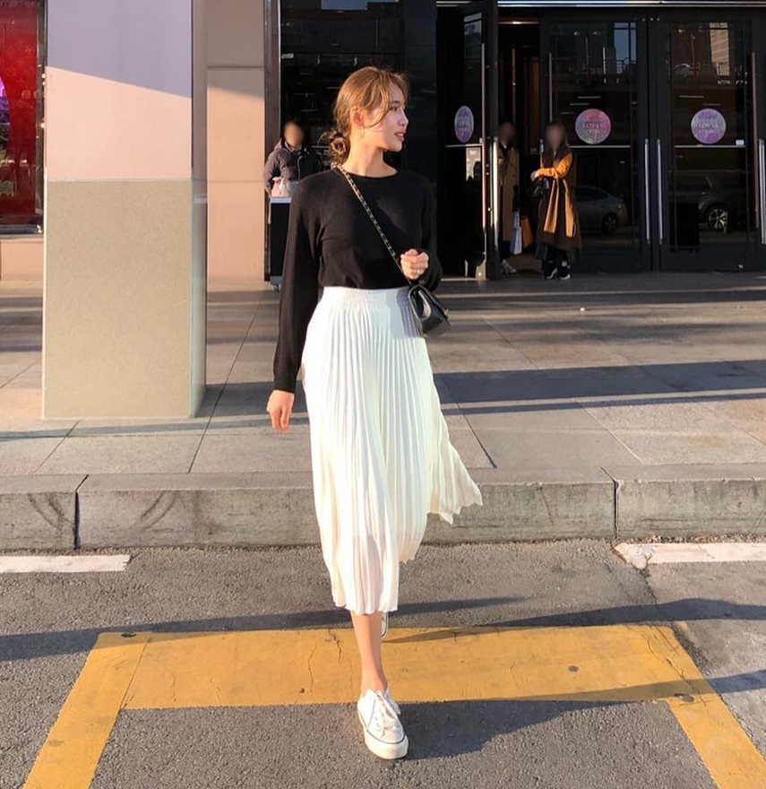 5 mẫu chân váy nên có trong tủ đồ của nàng ngoài 30 tuổi-9