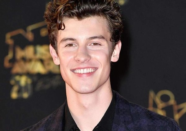 Ca sĩ vạn người mê Shawn Mendes chia sẻ 3 món ăn vặt giúp cân nặng ổn định, tăng cường sức khỏe-1