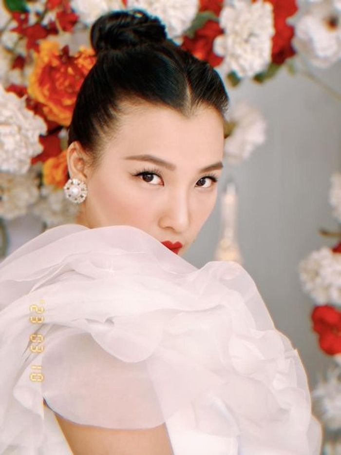 Hoàng Oanh ngày càng đẹp và bận rộn hơn sau biến cố ly hôn-13