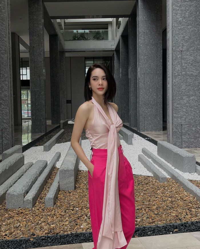 Diễn viên Quỳnh Lương bị chê hát như đọc-2