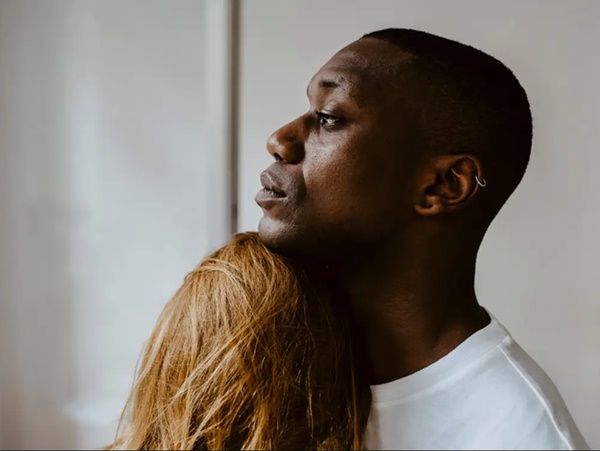 Chỉ qua một thay đổi nhỏ, người chồng phát hiện vợ mắc trầm cảm và hành trình giúp vợ trị bệnh đầy ngưỡng mộ-4