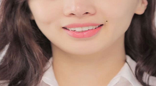 Ý nghĩa nốt ruồi trên mặt phụ nữ: Tiết lộ vận mệnh cuộc đời-5