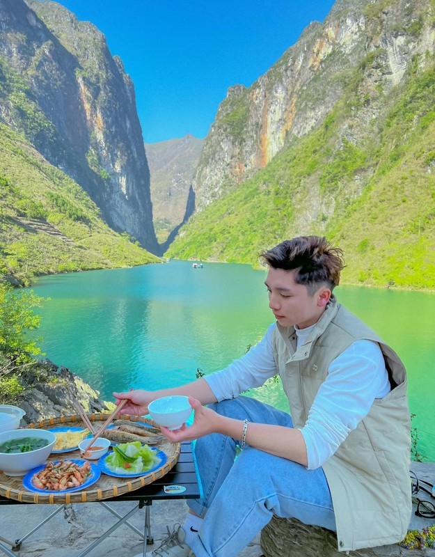 Mỏm đá tử thần và loạt điểm check-in cực đẹp tại Hà Giang-12