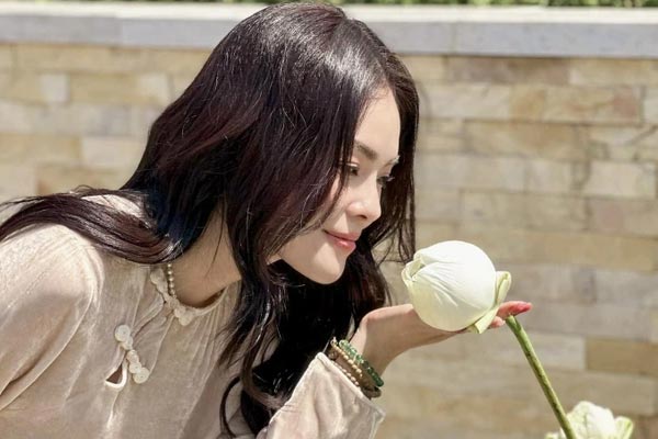 Dương Cẩm Lynh sau vụ nợ 6 tỷ, thừa nhận từng đánh bài: Cuộc sống hiện tại thế nào?-5