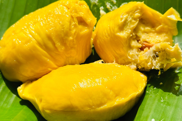 Mải mê xuất sầu riêng sang Trung Quốc, hàng Thái tràn chợ Việt bán giá cao-4