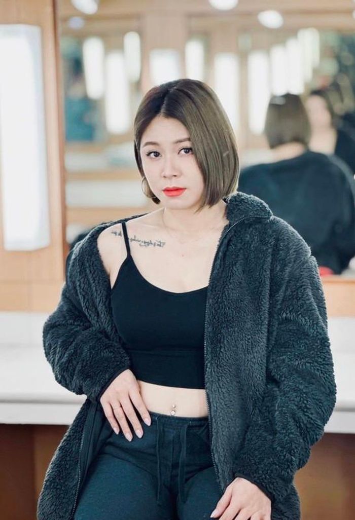 Mang thai lần 3, MC Hoàng Linh đã khoe hình xăm mới-10