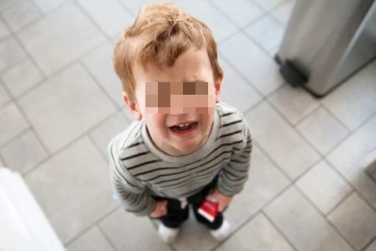 Không phải để con ngã tự đứng dậy là dạy trẻ tự lập, chuyên gia tâm lý chia sẻ bí quyết 