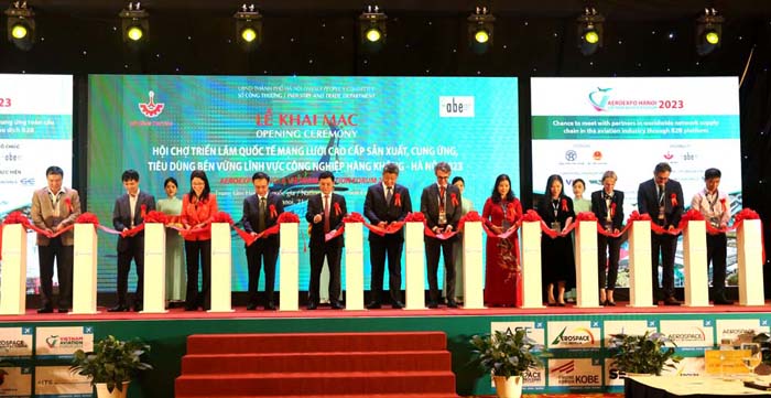 Khai mạc Hội chợ triển lãm quốc tế lĩnh vực công nghiệp hàng không - Hà Nội 2023-1