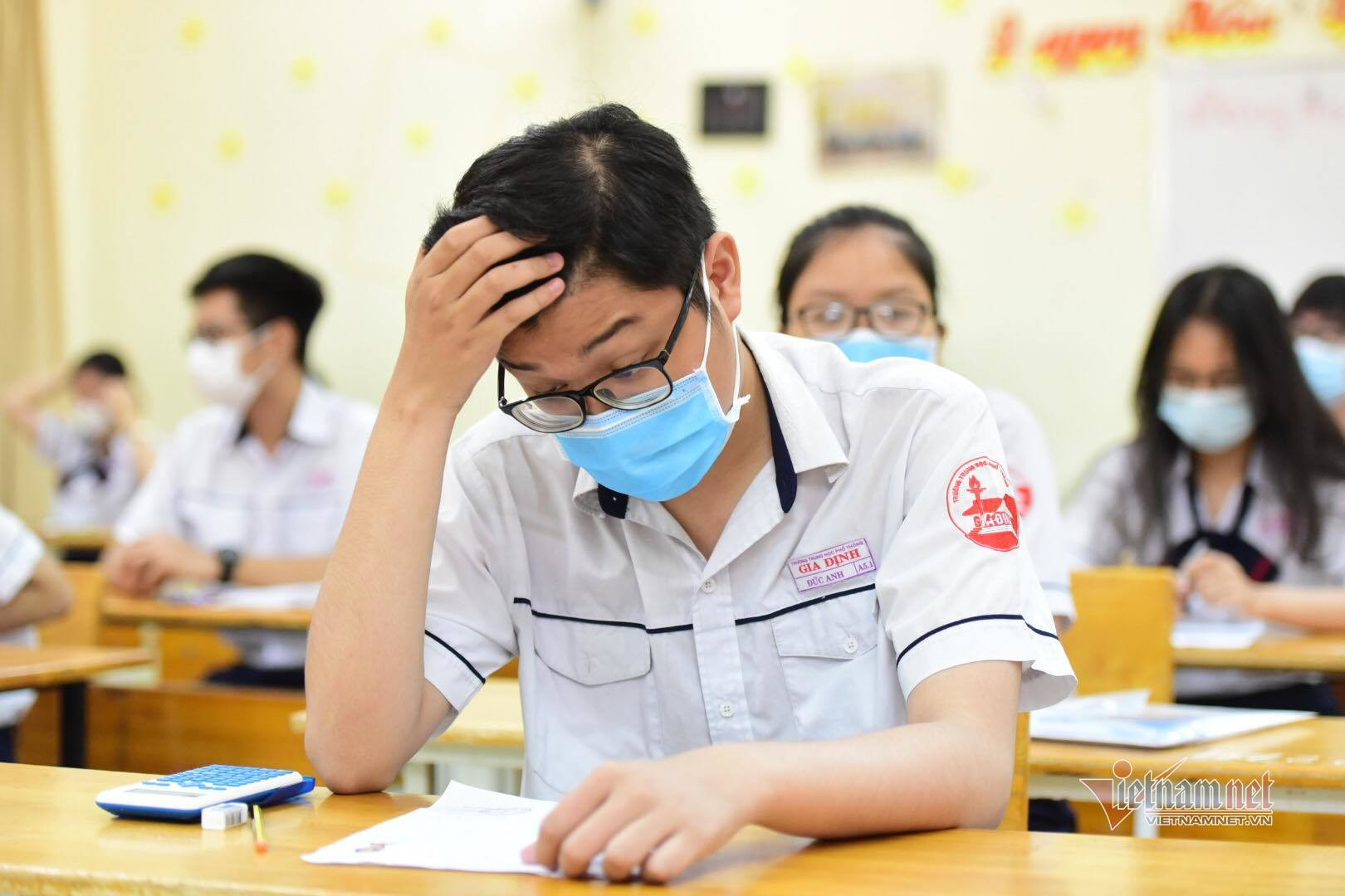 Nhiều đề Toán như được sáng tạo ra chỉ để làm khổ học sinh’-1