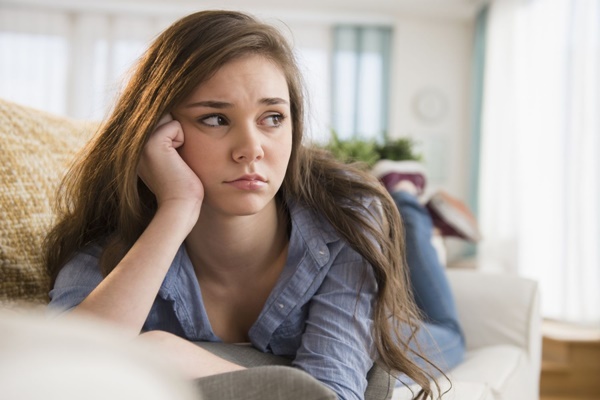 Bác sĩ cảnh báo nguyên nhân gây dậy thì sớm từ món ăn vặt béo ngậy trẻ nào cũng thích-3
