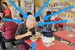 Quán ăn Malaysia chụp ảnh, bêu xấu khách hàng không gọi đồ uống