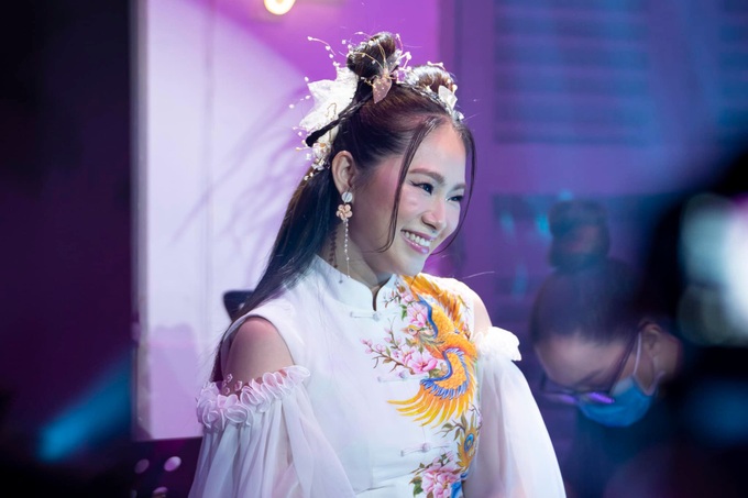 Lương Bích Hữu kể vụ tai nạn: Không dám soi gương, ăn cháo trắng suốt 1 năm-3