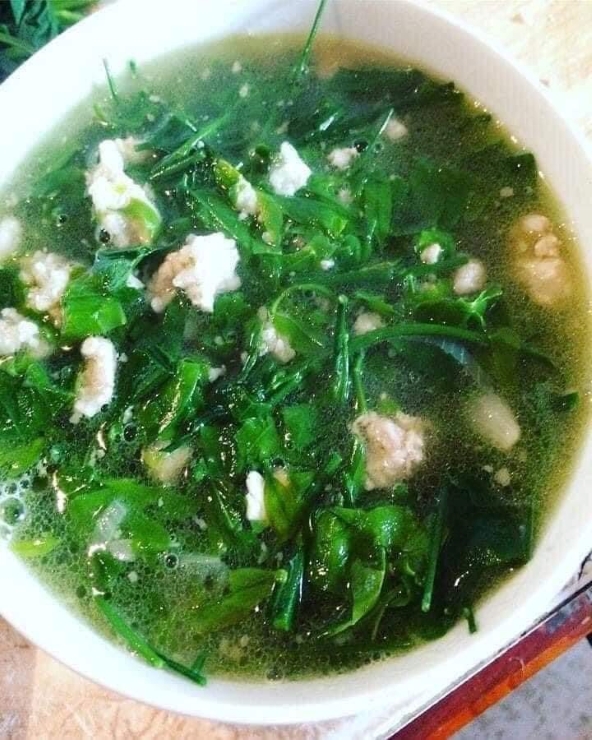 Cũng là rau ngót, có loại bán giá lên đến 200.000 đồng/kg vẫn cháy hàng-4