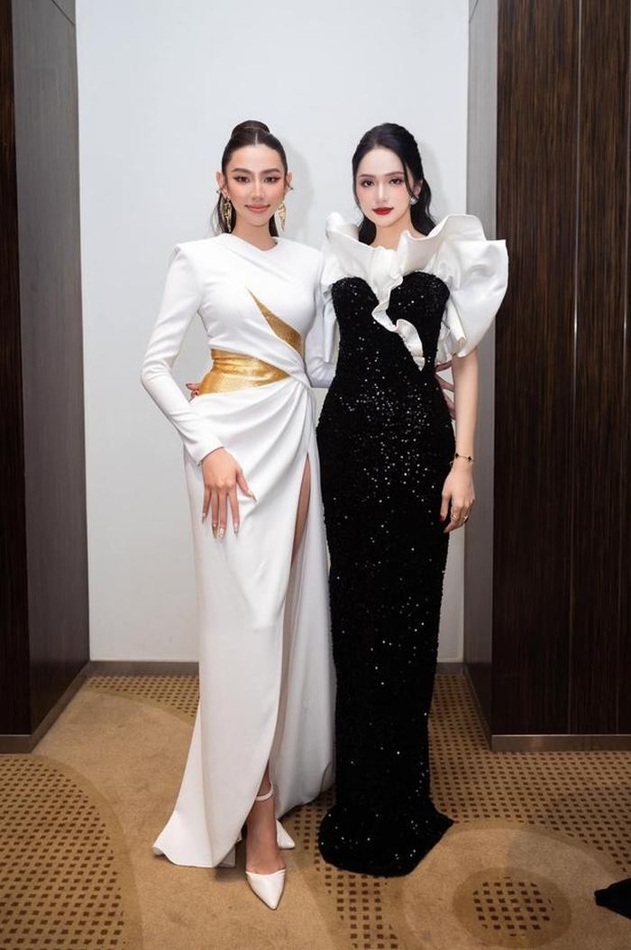 Hương Giang gây tranh cãi vì rủ Thùy Tiên chen hàng kém tinh tế trên thảm đỏ-1