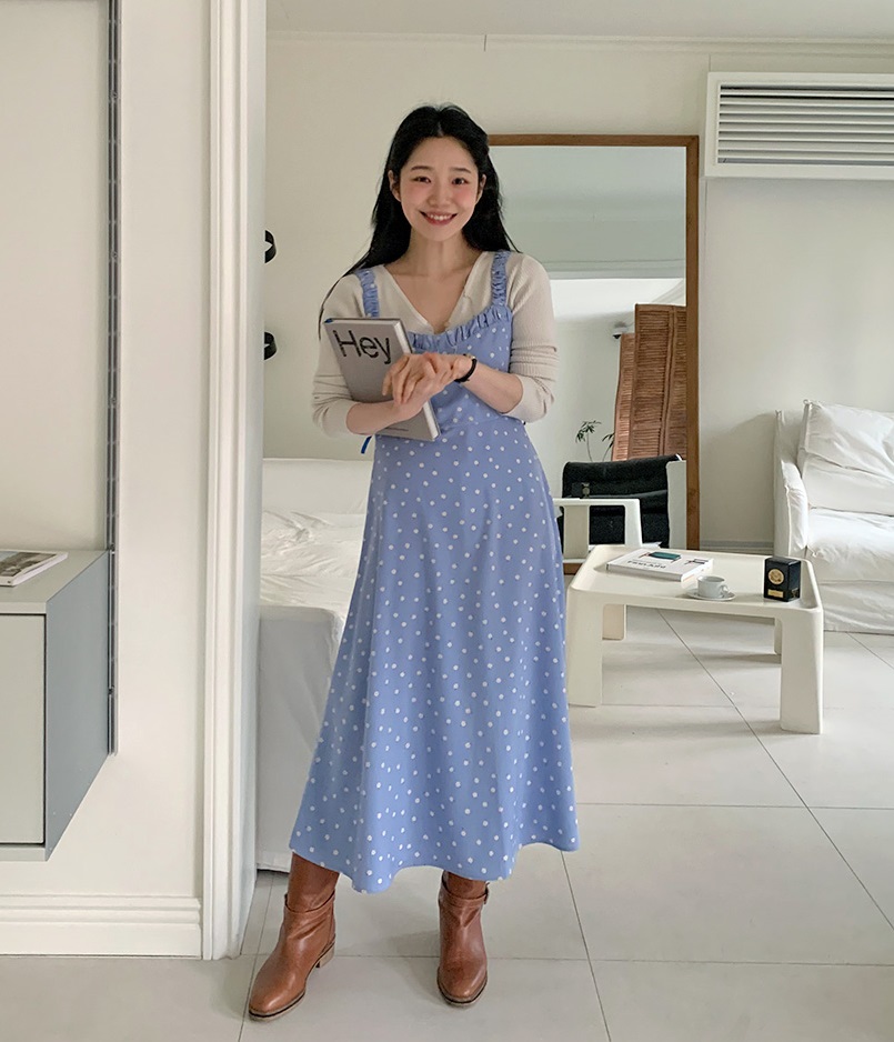 4 kiểu váy mùa hè hack tuổi, chị em nên sắm để mặc đẹp hơn-2