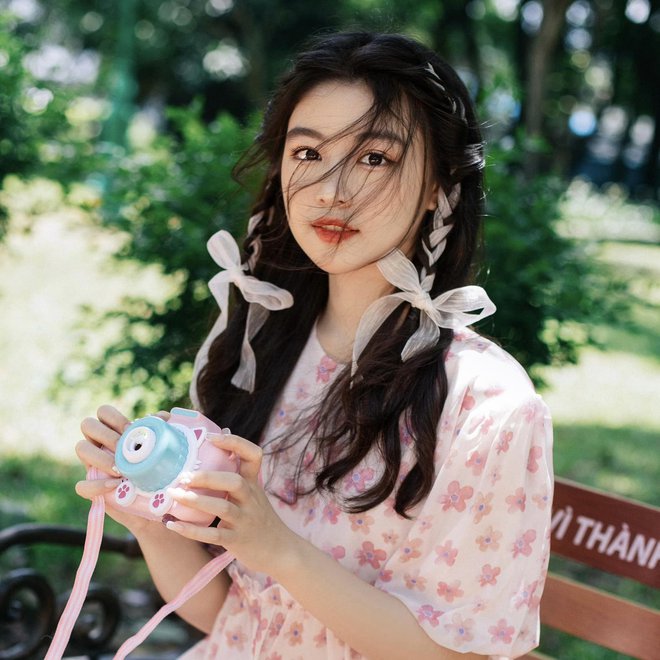 Con gái Quyền Linh khoe nhan sắc trong veo khi nhận giải Nhất cuộc thi ở trường, mẹ tiết lộ tính cách đặc biệt của bé-7