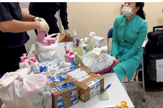 Bắt giữ 2 nghi can liên quan vụ 4 tiếp viên mang ma túy về Việt Nam