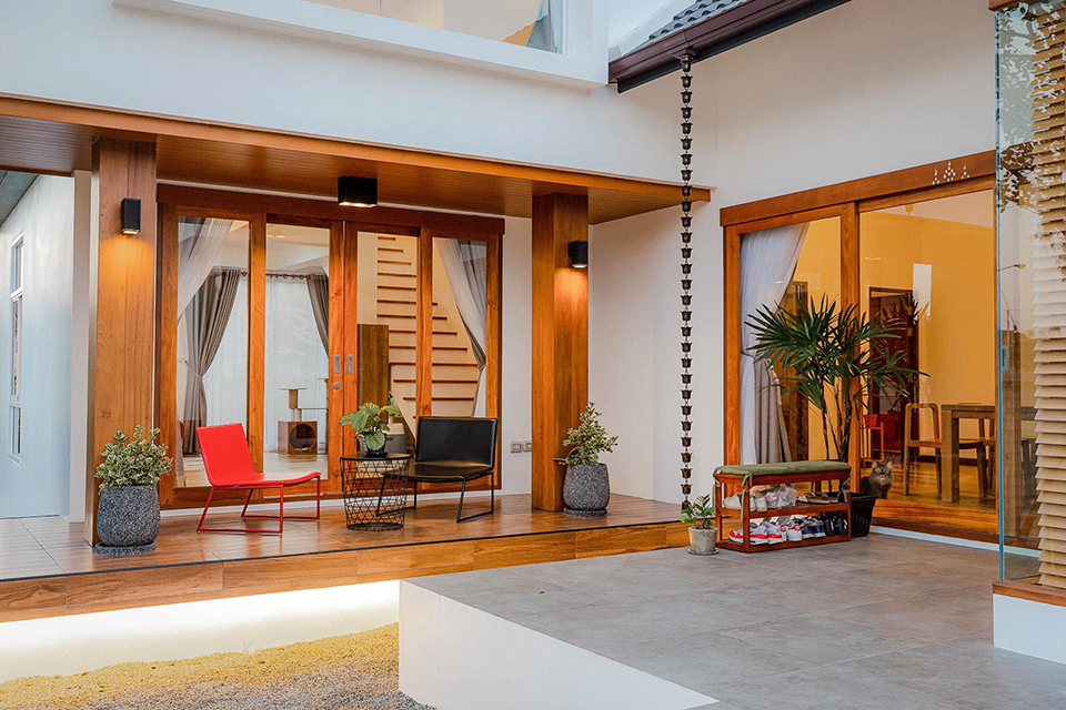 Ngôi nhà 2 tầng theo phong cách Muji, đẹp nhẹ nhàng mà không kém phần hiện đại và tiện nghi-3