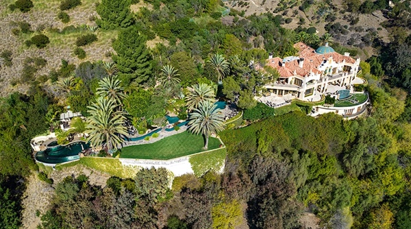 4 ngôi nhà xảy ra án mạng rùng rợn nhất nước Mỹ: Không ai mua nhưng giá bán vẫn trên trời”, câu chuyện đằng sau khiến người dũng cảm nhất cũng tháo chạy-10