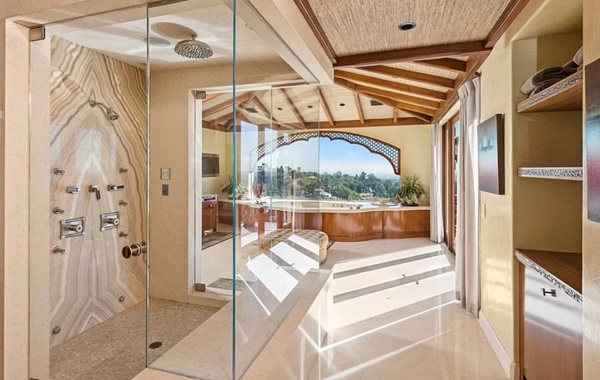 4 ngôi nhà xảy ra án mạng rùng rợn nhất nước Mỹ: Không ai mua nhưng giá bán vẫn trên trời”, câu chuyện đằng sau khiến người dũng cảm nhất cũng tháo chạy-13