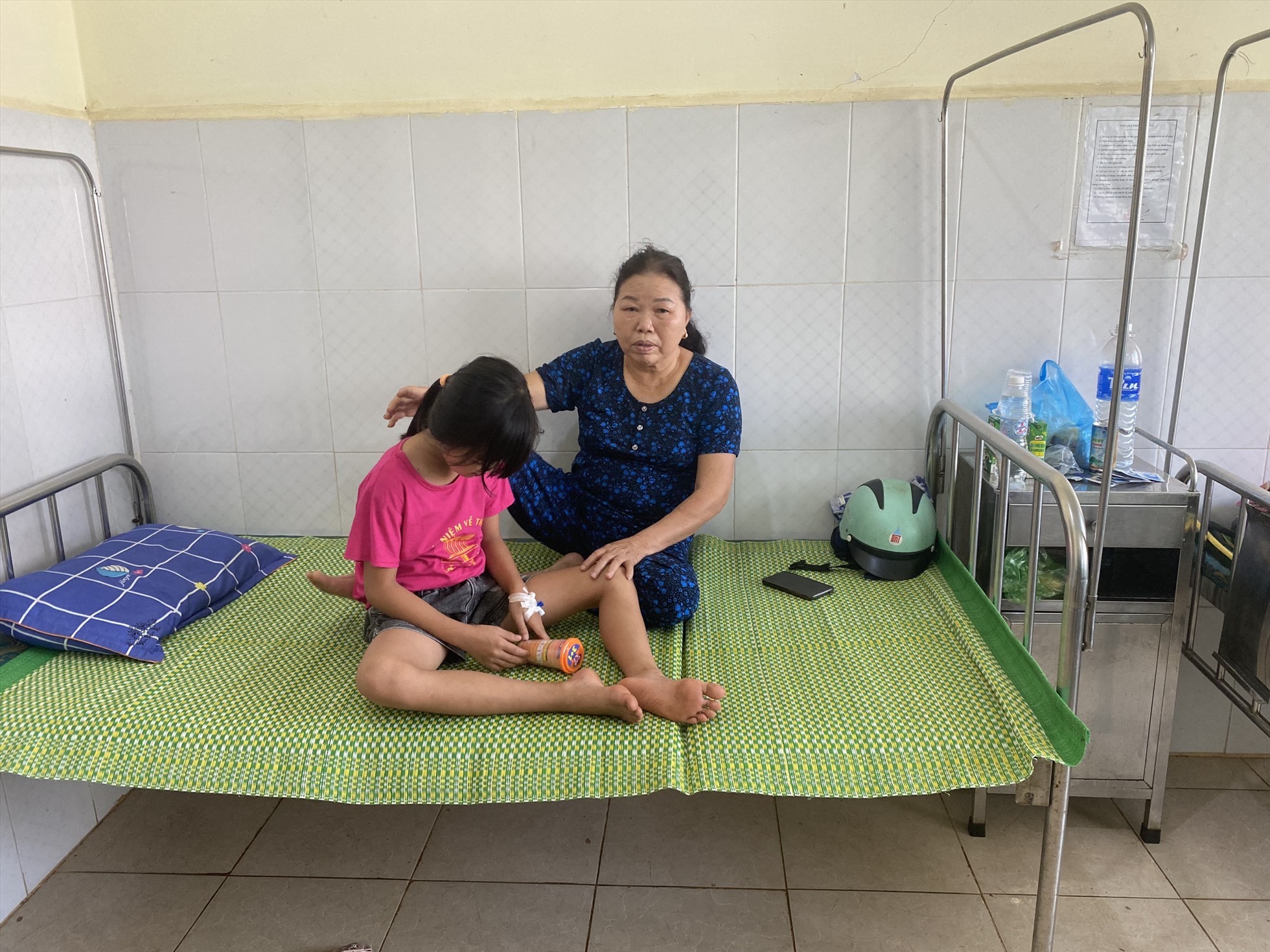 Lời kể của học sinh bị ngộ độc sau khi chơi bóng bay của người lạ cho-2