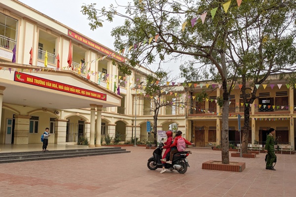 Hiệu trưởng tung chưởng với giáo viên bị phạt 6,5 triệu đồng-1