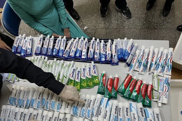 Lãnh đạo Bộ GTVT nói về tình trạng tiếp viên xách hàng lậu-3