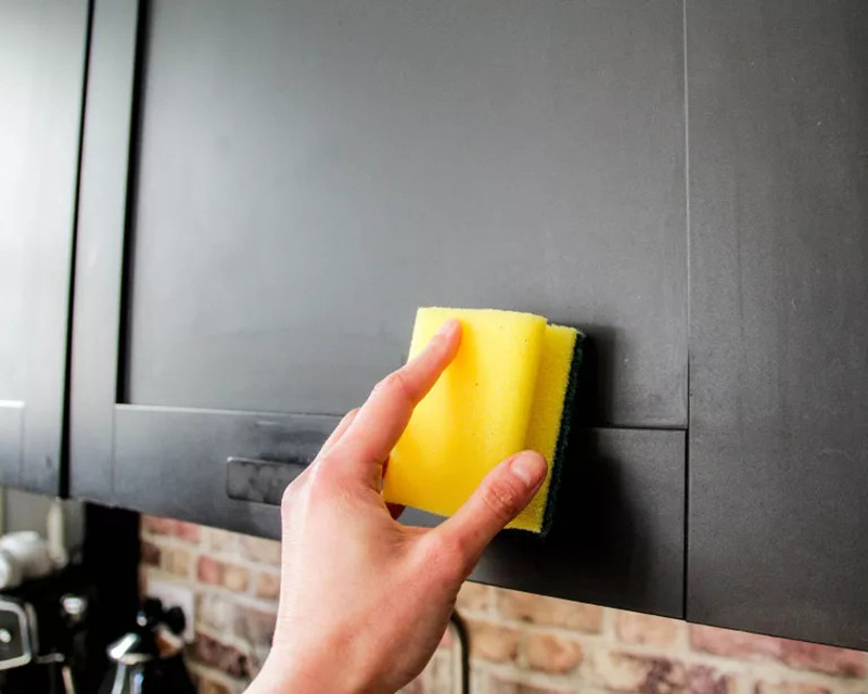 Những sai lầm khi vệ sinh tủ bếp khiến chúng nhanh chóng xuống cấp-2